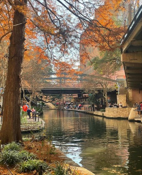 Fall vibes photo of downtime river walk in San Antonio San Antonio Texas Aesthetic, River Walk San Antonio Texas, Abc Dates, San Antonio Texas Riverwalk, Resorts In Texas, Nostalgia Outfits, Texas Vibes, Fall In Texas, Kid Friendly Thanksgiving