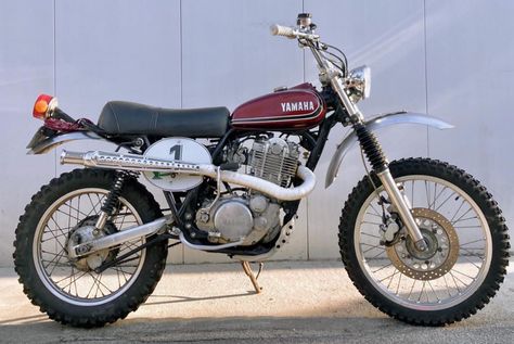 Retro-Mod: Yamaha SR400 “VMX” by Garage94 – BikeBound Yamaha Sr500, Yamaha Sr400 Custom, Yamaha Sr400 Scrambler, Yamaha Adventure Motorcycle, Yamaha Sr400 Chopper, Vintage Suzuki Motorcycle, Yamaha Old Bike, Bike Restoration, Yamaha Sr400