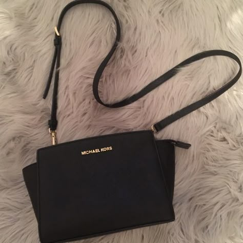 Michael Kors Outfit, Sac Michael Kors, Outlet Michael Kors, Michael Kors Designer, Michael Kors Clutch, Michael Kors Selma, Mk Handbags, Michael Kors Outlet, Mk Bags