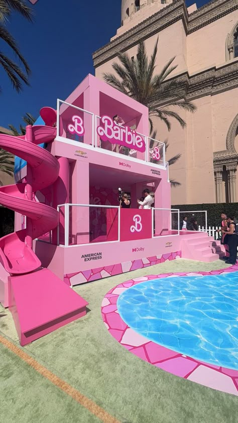 Barbie Movie Set Design, Pabi Cooper, Black Barbie Party, Pink Playhouse, Cozy Penthouse, Barbie The Movie 2023, Kids Village, Directed By Greta Gerwig, Barcelona House