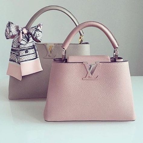 bolsas de marca Τσάντες Louis Vuitton, Tas Louis Vuitton, Louis Vuitton Capucine, Sac Louis Vuitton, Spring Handbags, Pink Handbag, Lv Bags, Kelly Bag, Handbag Heaven