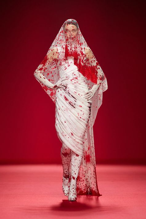 Robert Wun Spring 2024 Couture Collection | Vogue Robert Wun, Couture Looks, Spring Couture, Couture Mode, Embellished Gown, Anna Wintour, Red Gowns, Couture Week, Spring 2024