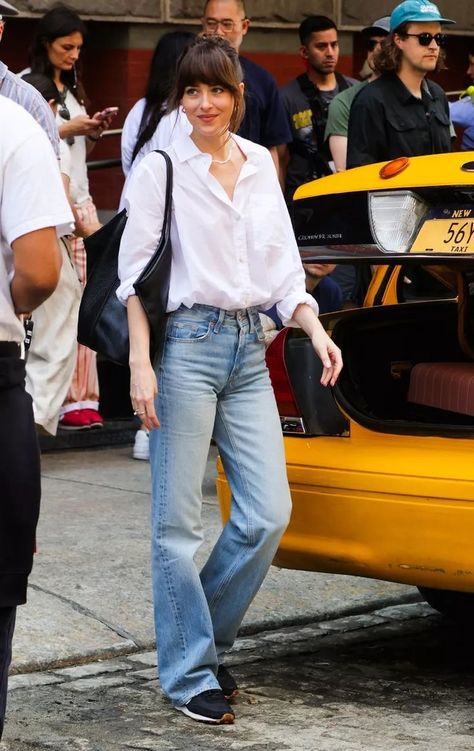 Dakota Johnson Street Style, Dakota Style, Dakota Johnson Style, Looks Street Style, Celebrity Street Style, Dakota Johnson, 가을 패션, Looks Style, Ladies Day