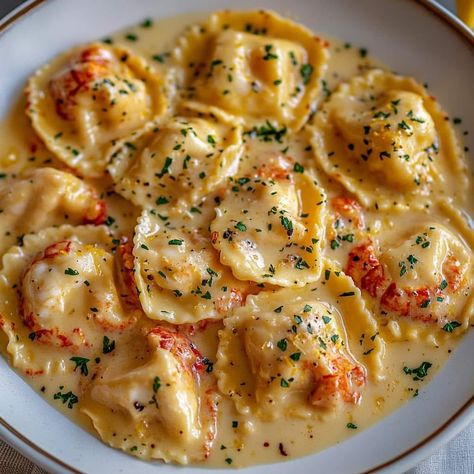 Lobster Ravioli, Ravioli Recipe, Gourmet Dinner, Lemon Butter Sauce, Easy Entertaining, Lemon Butter, Butter Sauce, Seafood Dishes, Ravioli