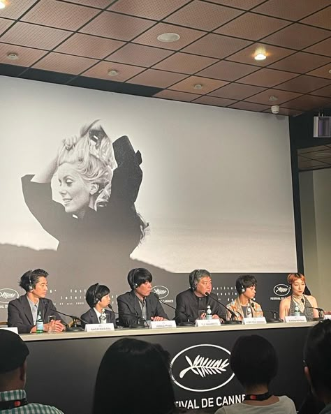 MONSTER press conference- Hirokazu Kore-eda - Cannes Film Festival Cannes Film Festival Aesthetic, Press Conference Aesthetic, Film Festival Aesthetic, Canne Film Festival, Cinema School, Be Delusional, Mode Gossip Girl, Festival Cinema, Screen Play