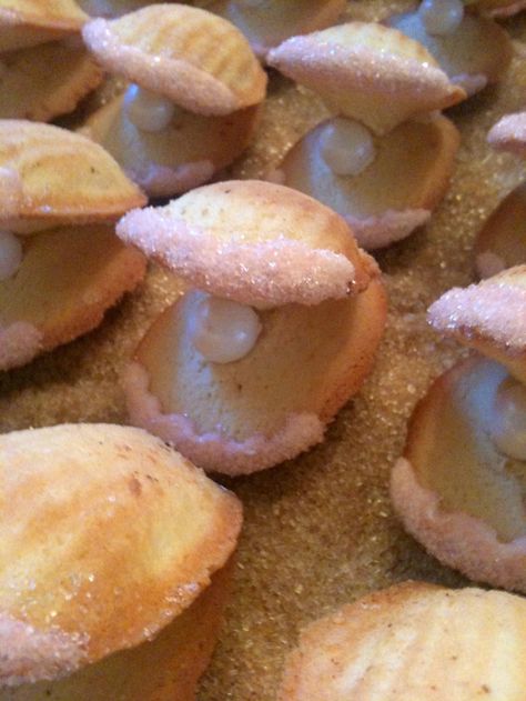 Sweet "Oysters" Made from Madeleine cakes -- perfect for a beach themed party! Madeleine Cake, Individual Cakes, Clam Bake, Beach Themed Party, Oyster Pearl, Sweet Cookies, Think Food, Little Cakes, Luau Party