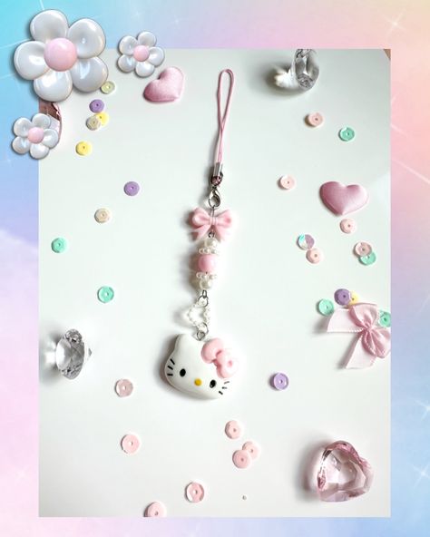 The cutest Hello Kitty Phone Strap! find it on our Etsy! 🎀🩷 #hellokitty #phonestrap #sanrio #pochacco #cute #kawaii #handmade #etsy #us #florida #beads #charm #hellokittylover #hellokittycore #sanriocore #phoneaccesories Hello Kitty Phone Charm, Hello Kitty Charm, Diy Hello Kitty, Hello Kitty Phone, Bracelet Craft, Craft Fairs Booth, Sanrio Pochacco, Phone Decor, Packing Ideas