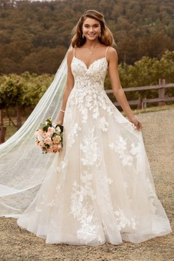 Pretty Wedding Dresses Flowy, Leafy Lace Wedding Dress, Simple Ethereal Wedding Dress, Country Girl Wedding Dress, Belle Inspired Wedding Dress, Ethereal Wedding Dress Romantic, White Floral Wedding Dress, Rustic Boho Wedding Dress, Summer Wedding Blue