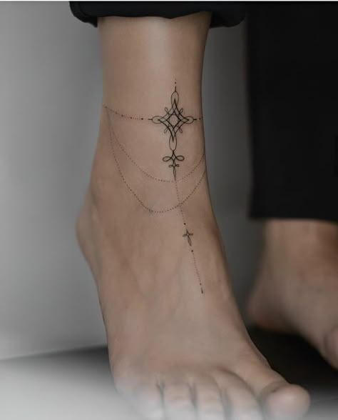 #fashion, #style Anklet Tattoos For Women, Ankle Bracelet Tattoo, Tato Henna, Ankle Tattoos For Women, Anklet Tattoos, Foot Tattoos For Women, Inspiration Tattoos, Tattoo Bracelet, Discreet Tattoos