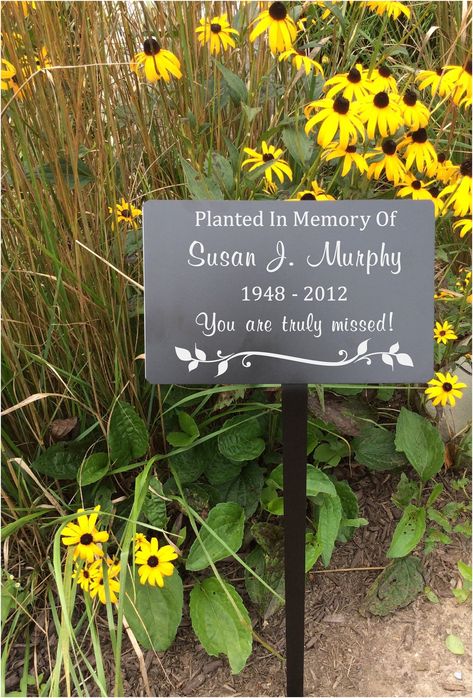 Memorial plaque with stake, memorial garden plaque, metal memorial plaque, 8x5" with stake #memorialmarker, #memorialplaque, #personalizedmemorial, #customplaque #gardenmarker #memorialtree Tree Marker, Memorial Garden Plaques, Tree Plaque, Memorial Tree, Memorial Plaques, Memorial Markers, Memorial Ideas, Personalized Plaques, Garden Plaques