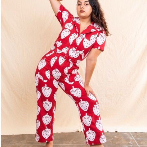 Big Bud Press Short Sleeve Strawbaby Jumpsuit Size XL Strawberry Big Bud Press, Short Sleeve Jumpsuit, Baby Logo, Print Design Pattern, Funky Outfits, Not Interested, Short Sleeve Jumpsuits, Jumpsuit With Sleeves, Short Jumpsuit