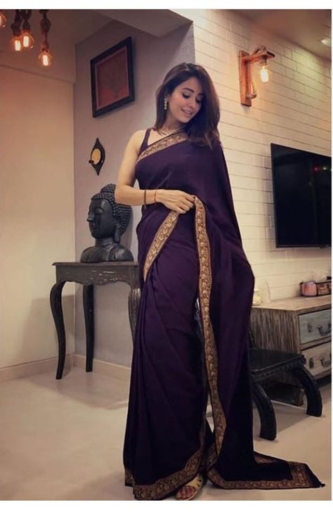 Indian Pure silk dark purple saree artisan handmade with zari | Etsy Dark Purple Saree, Asha Negi, Blouse Styling, Saree Pose, Desi Dress, Indian Sari Dress, Saree Jewellery, Purple Saree, Modern Saree