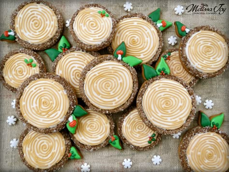 woodland tree log cookies by melissa joy Log Cookies, Woodland Cookies, Joy Cookies, Woodland Tree, Christmas Log, Winter Cookie, Tree Cookies, Pretty Cookies, Fancy Cookies