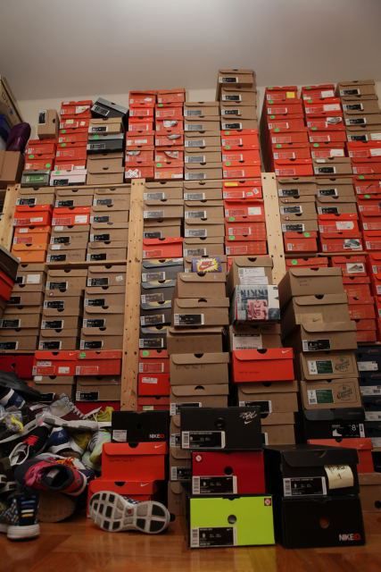 20 of the Most Epic Sneaker Collection Photos You'll Ever See  Read more: http://solecollector.com/news/20-of-the-most-epic-sneaker-collection-photos-you-ll-ever-see/#ixzz39u1joy43 Sneakers Closet, Sneaker Collection Closet, Sneakers Collection, Nike Gift Card, Shoe Tidy, Sneaker Closet, Sneakers Wallpaper, Sneakers Box, Shoe Room