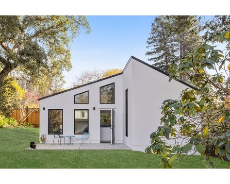 Additional Dwelling Unit, Adu Ideas, Square Template, White Siding, Accessory Dwelling Unit, Beach Modern, Maine House, Large Windows, Floor Plan