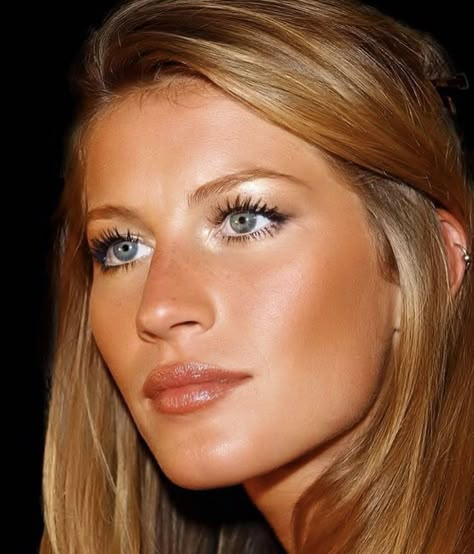 Golden goddess , sun kissed bronze Summer Wedding Makeup, Best Wedding Makeup, Makeup Tip, Bronze Makeup, Smink Inspiration, Natural Wedding Makeup, Gisele Bündchen, Natural Blondes, Trendy Makeup