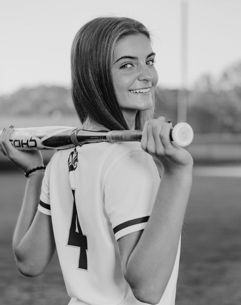 Troup High Softball // Olivia Softball Portrait Poses, Softball Senior Picture Ideas, Softball Senior Pictures Poses, Softball Pictures Poses Individual, Highschool Softball, Softball Aesthetic Pictures, Softball Photoshoot Ideas, Softball Portraits, Softball Inspiration