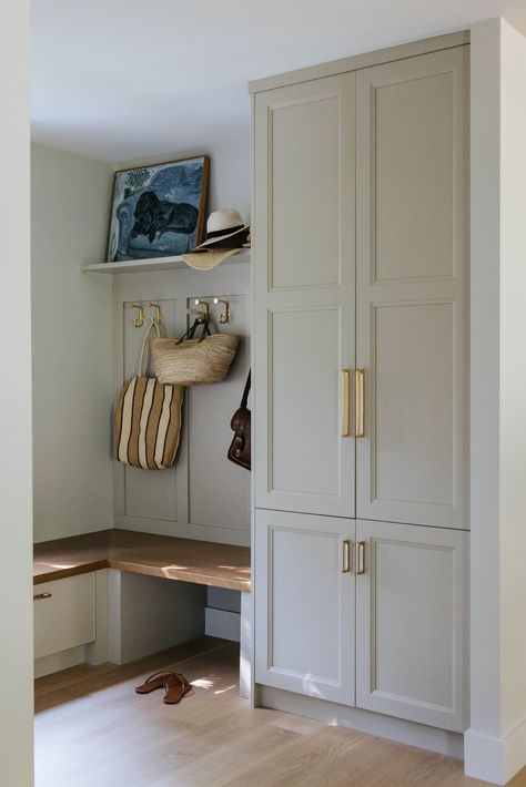 Small Skullery Ideas, Pantry With Bench Seat, Small Mud Room Pantry Combo, Mudroom In Kitchen Entrance, Mudroom Into Kitchen, Corner Mud Room Storage, Mud Room Kitchen Combo, Mudroom And Pantry Combo, Mudroom In Kitchen