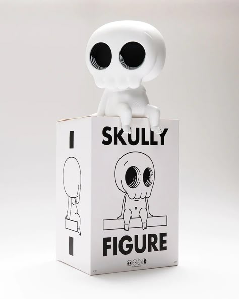 Designer Toys Vinyl, Mike Mitchell, Alex Pardee, Vinyl Figures Toys, 3d Karakter, Art Toys Design, Vinyl Art Toys, Man Projects, Toy Sculpture