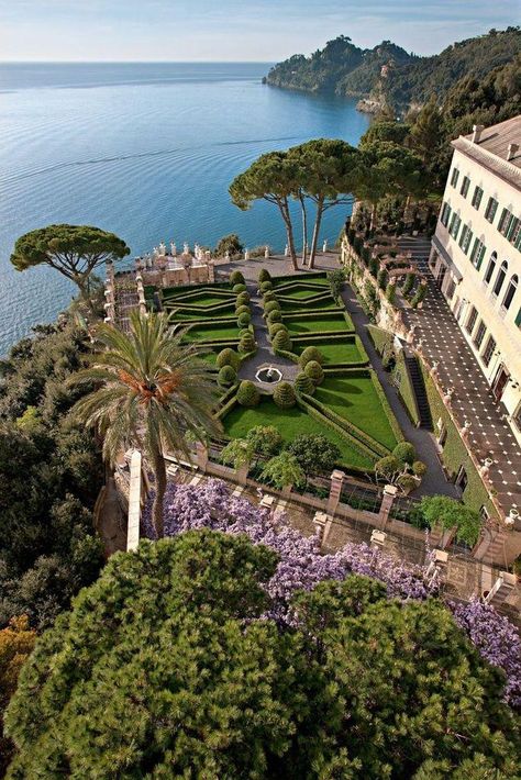 Santa Margherita Ligure, Comer See, Genoa Italy, Santa Margherita, Italy Photography, Genoa, Lake Como, Dream Destinations, Places Around The World