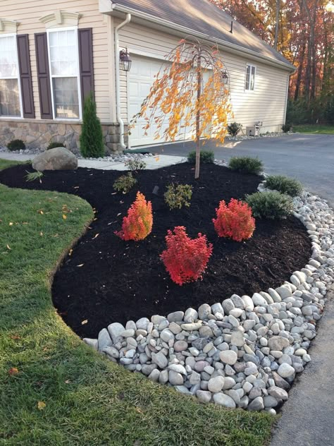 Landscape Ideas Mulch And Rock, Mulch And Flowers Front Yards, River Rocks And Mulch Landscaping, Black Mulch And River Rock Landscaping, Mulch Stone Landscaping, Rocks And Mulch Landscaping Front Yards, Rocks Around Mulch Bed, Rock Mulch Flower Beds, Sonoma Gold Rock Landscaping