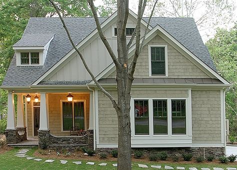 Ranch Cottage, Craftsman Cottage, Bungalow Homes, Stone Walkway, Stone Path, Craftsman Bungalows, House Exteriors, Exterior Stone, Stepping Stone