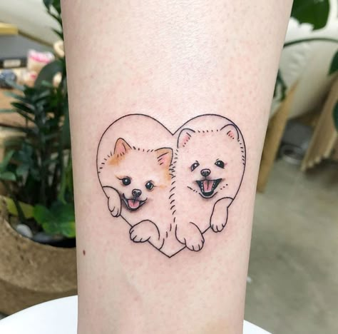 Dog Line Art Tattoo Pomeranian, Dog Cute Tattoo, Pomeranian Ears Tattoo, Pomeranian Tattoo Minimalist, Pomeranian Dog Tattoo, Kawaii Dog Tattoo, Pomeranian Tattoo Outline, Two Dogs Tattoo, Cartoon Dog Tattoo