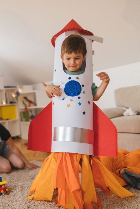 boy halloween costume - rocket ship Halloween Costume Ideas For Boys, Cool Halloween Costume Ideas, Costume Ideas For Boys, Toddler Boy Bedroom Ideas, What To Be For Halloween, Rocket Costume, Toddler Boy Bedroom, Diy Costumes Kids Boys, Boy Bedroom Ideas