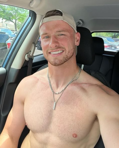 Lachlan McLean (@lachy_mclean) • Instagram photos and videos Last Week Of Summer, Cute Guy Pics, Scruffy Men, Blonde Boys, Blonde Guys, Boy Pictures, September 10, Most Handsome Men, Muscular Men