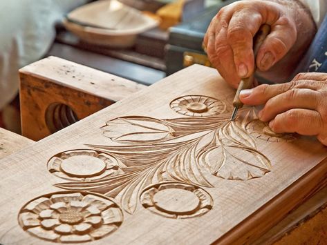 Simple Wood Carving, Wood Carving For Beginners, Wood Carving Tools Knives, Dremel Projects, Dremel Wood Carving, Chip Carving, Carving Wood, Wood Carving Designs, Wood Carving Patterns