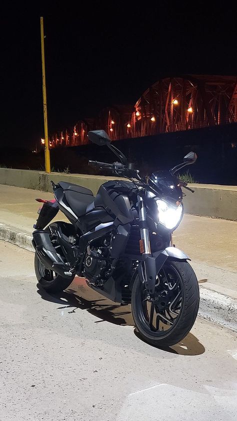 Bajaj Dominar 400, Dominar 400, Motorcross Bike, Motorcycle Aesthetic, Biker Aesthetic, Night Biking, Biker Love, Pretty Bike, Bike Pic