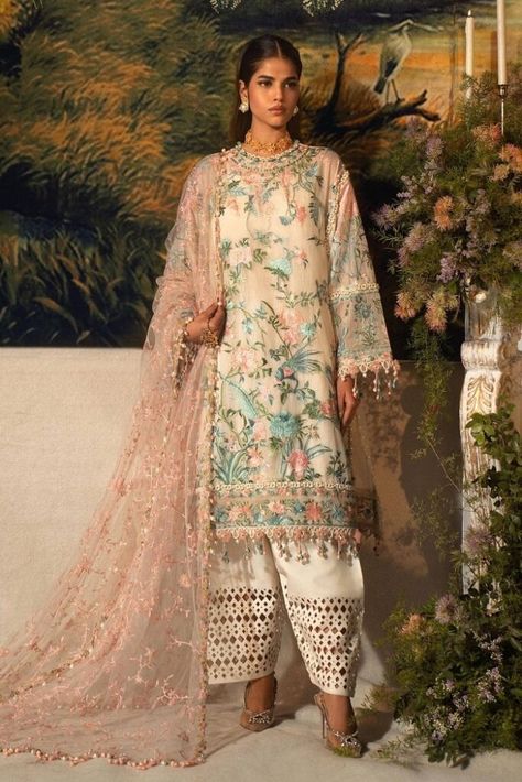 Sana Safinaz Eid Sale 2024 Flat 20% Off Online With Price Shalwar Design, Tulip Pants, Sharara Designs, Hijab Collection, Sana Safinaz, Pakistani Clothes, Eid Dresses, Velvet Collection, Light Pink Color