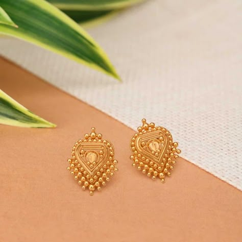 Gold Earrings Latest Designs, Simple Gold Earrings Indian, Gold Earrings Designs For Daily Use, Daily Use Gold Earrings Indian, Gold Studs Earrings Indian, Latest Earrings Trends, Ear Rings Gold, Latest Earrings Design, Beaded Wedding Jewelry