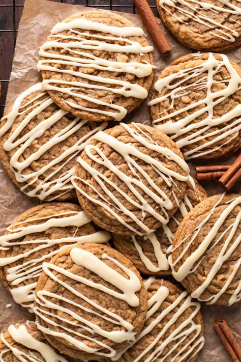 Chewy Maple Brown Sugar Cookies Cookies Outfit, Chai Tea Cookies, Chai Cookie, Chai Sugar Cookies, Cookies Aesthetic, Maple Cookies, Brown Sugar Cookies, Cookies Sugar, Ginger Molasses Cookies