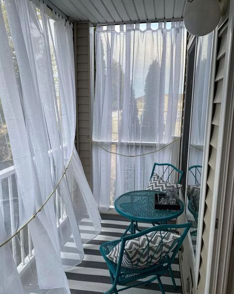 22 Balcony Privacy Ideas for Every Space Hang Curtains Without Holes, Curtains Without Holes, Balcony Privacy Ideas, Curtains Without Drilling, Porch Privacy, How To Hang Curtains, Balcony Shade, Balcony Curtains, Privacy Ideas