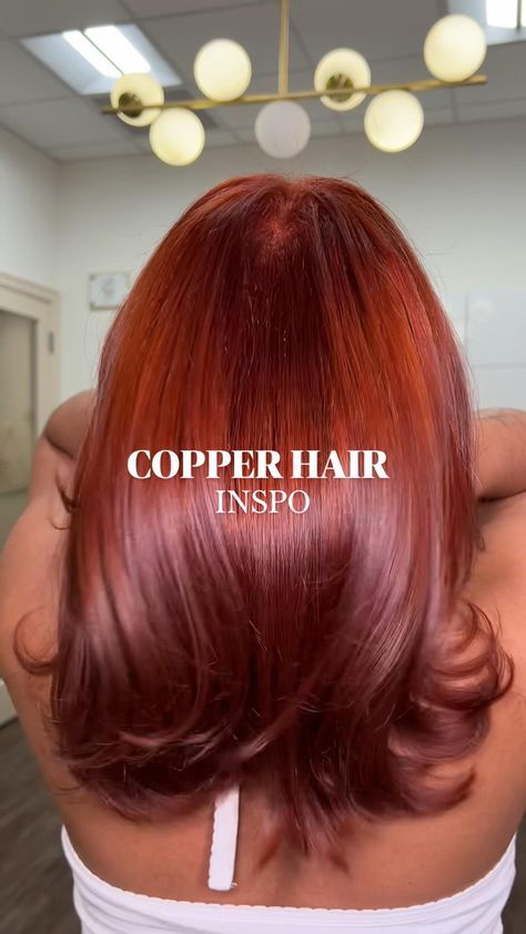 Ginger Hair Makeup Looks, Ginger And Red Hair Black Women, Short Copper Red Hair, Short Copper Hair With Bangs, Copper Brown Curly Hair, Cool Hair Dye Ideas For Short Hair, Cool Tone Red Hair, Short Red Hair With Bangs, Summer Fall Hair