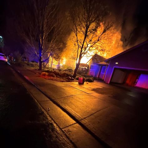 An off-duty Sonoma Sheriff Deputy saved the life of a woman from burning house. When he heard cries for help and saw a house on fire. Deputy Aviña briefly spoke with the resident and noticed the house next door was beginning to catch fire. He woke up those residents and evacuated them. As he was waking up more residents who were in danger, Deputy Aviña learned a woman was still inside the burning house. The house was fully engulfed in flames. He broke down a side yard gate to look for a wa... House Burning Down, Burning House Aesthetic, House On Fire Background, Burning House Background, Side Yard Gate, Book Planning, House On Fire, Yard Gate, Burning House