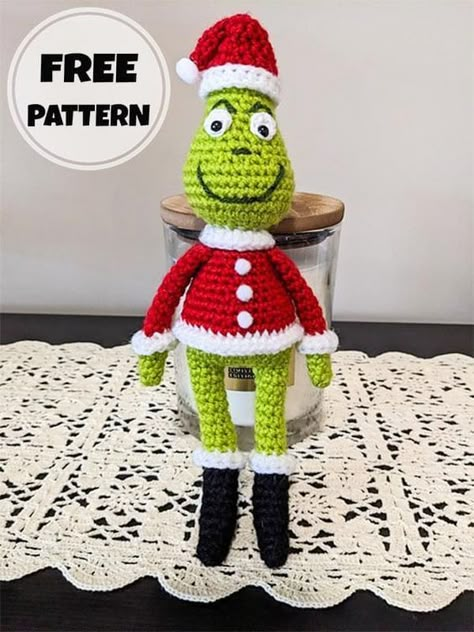 The crochet grinch amigurumi toy pattern, the most beloved imaginary character during Christmas, is with you for free. I know Christmas is not yet approaching but I wanted to make it and share it with you. Crochet Grinch Pattern Free, Grinch Crochet Pattern Free, Crocheted Grinch, Sewing Dolls Patterns, Yoga Socks Crochet Pattern, Crochet Grinch, Xmas Grinch, Socks Crochet Pattern, Crochet Christmas Patterns