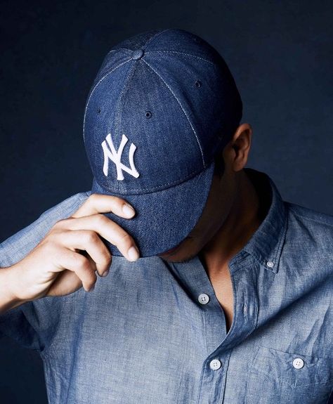 5 of the Best Men's Caps of 2018 Men’s Hat, Cap Mens Style, Caps For Men Style, Men Cap Style, Hat Poses, Cap Photography, Men With Cap, Cap Men Fashion, Man With Hat