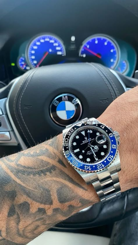 Watch Rolex Men's, Rolex Aesthetic Man, Rolex Wallpapers, Batman Watch, Rolex Wrist Watch, Rolex Batman, Mens Rolex, Mens Luxury Lifestyle, Stylish Watches Men