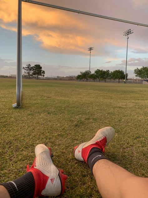 Soccer Men Aesthetic, Soccer Captain Aesthetic, Mens Soccer Aesthetic, Soccer Aesthetic Men, Red Soccer Aesthetic, Soccer Guy Aesthetic, Soccer Icon Aesthetic, Soccer Asethic, Pro Soccer Player Aesthetic