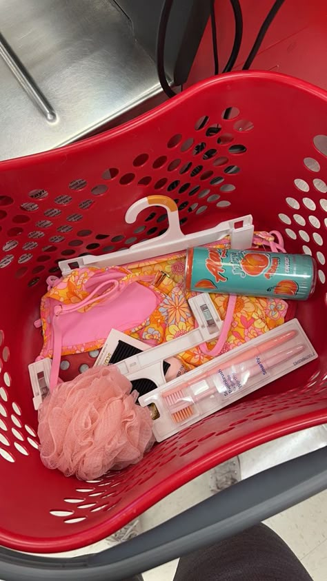 Target Shopping Cart Aesthetic, Shopping Target Aesthetic, Target Cart Aesthetic, Summer Vison Boards Ideas, Going Shopping Aesthetic, Summer Vision Board Pictures, Target Shopping Aesthetic, Shopping Day Aesthetic, Shopping List Aesthetic