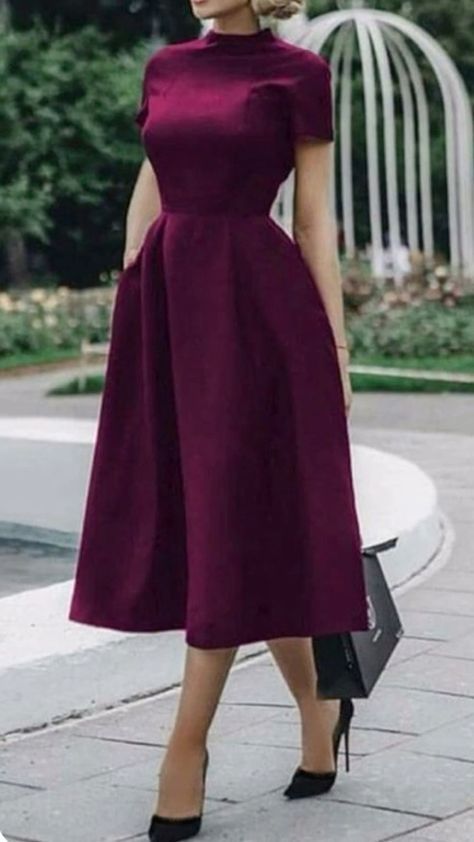 Christmas Party Dress Classy, Tea Length Prom Dress, Popular Prom Dresses, Party Dress Classy, Classy Prom, Classy Prom Dresses, Dress Classy, Tea Length Dresses, Dresses To Wear To A Wedding