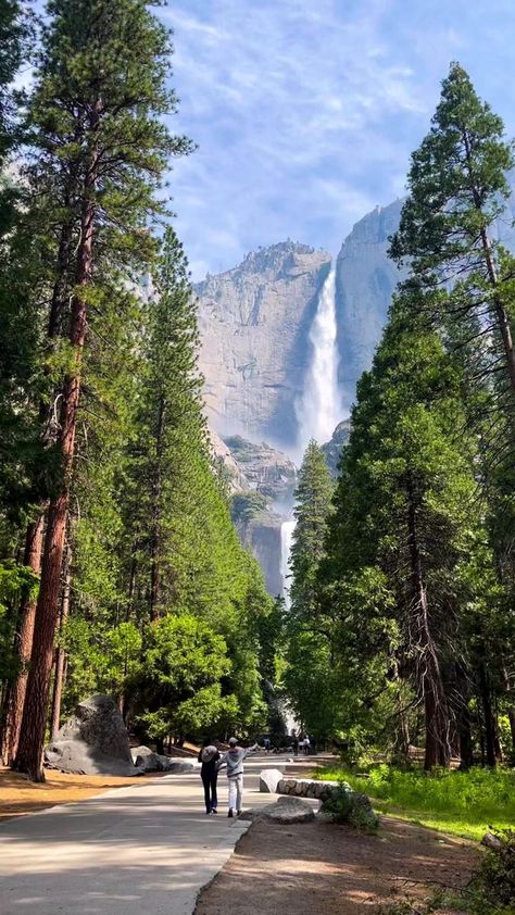 Yosemite Waterfalls, Hiking Usa, Yosemite Trip, National Parks America, American National Parks, California Hikes, Cascade National Park, North Cascades National Park, West Coast Road Trip