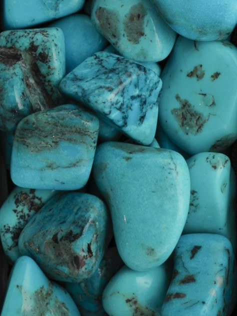 Turquoise Aesthetic, Sacred Stones, Beautiful Rocks, Gemstones Crystals, Aqua Turquoise, Teal Turquoise, Minerals And Gemstones, Rocks And Gems, Crystals Stones