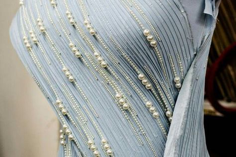 Tambour Beading, Gaurav Gupta, Hand Beaded Embroidery, Pearl Embroidery, Long Gowns, Tambour Embroidery, Bead Embroidery Tutorial, Couture Embroidery, Pearl Details