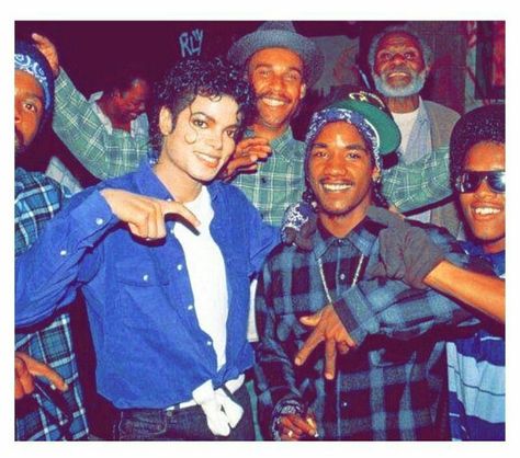 Crips n MJ Homie Quotes, 90s Rappers, Hee Man, Gang Culture, Hip Hop Classics, The Jacksons, Hip Hip, Hip Hop Culture, King Of Pops