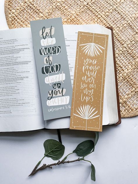 Christian Book Marks, Diy Bible Bookmarks, Bible Bookmarks Diy, Bookmark Bible Verse, Bookmarks With Quotes, Bible Accessories, Bible Verse Bookmarks, Bible Gifts, Christian Bookmarks