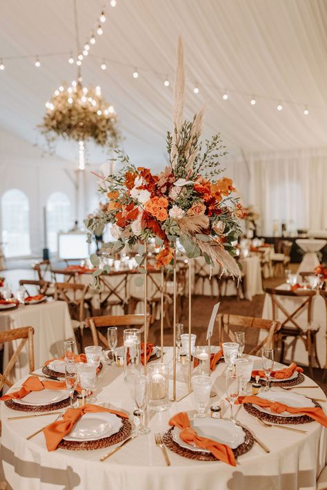 Orange Wedding Centerpieces, Cranberry Wedding, Orange And Cranberry, Orange Wedding Themes, Fall Wedding Color Schemes, Fall Wedding Tables, Burnt Orange Weddings, Wedding Themes Fall, Fall Wedding Centerpieces