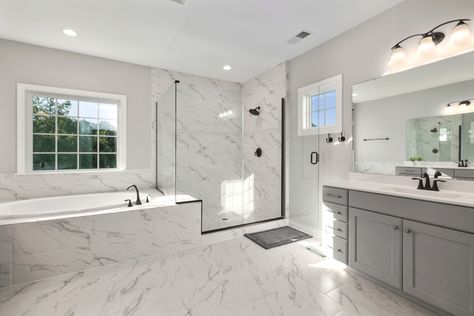 7 White Marble Bathroom Ideas - Simplymarla Pink Bathroom Remodel, White Marble Tile Bathroom, Marble Countertops Bathroom, Home Cleaning Tools, Luxury Modern Bathroom, Cabinet Trends, Remodeling Trends, Kitchen And Bathroom Remodeling, Small Bathroom Design Ideas